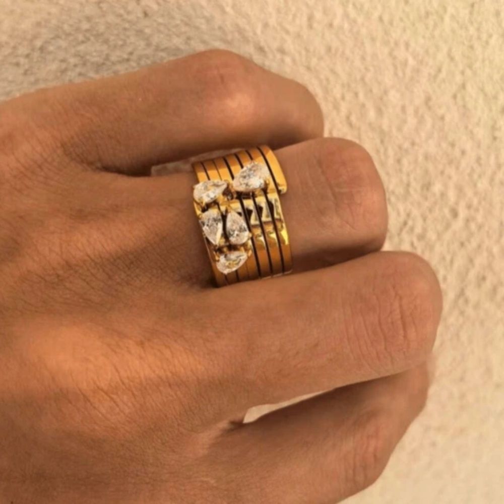 Gold Ring with Crystal Accents N1224 - Picture 2 of 6